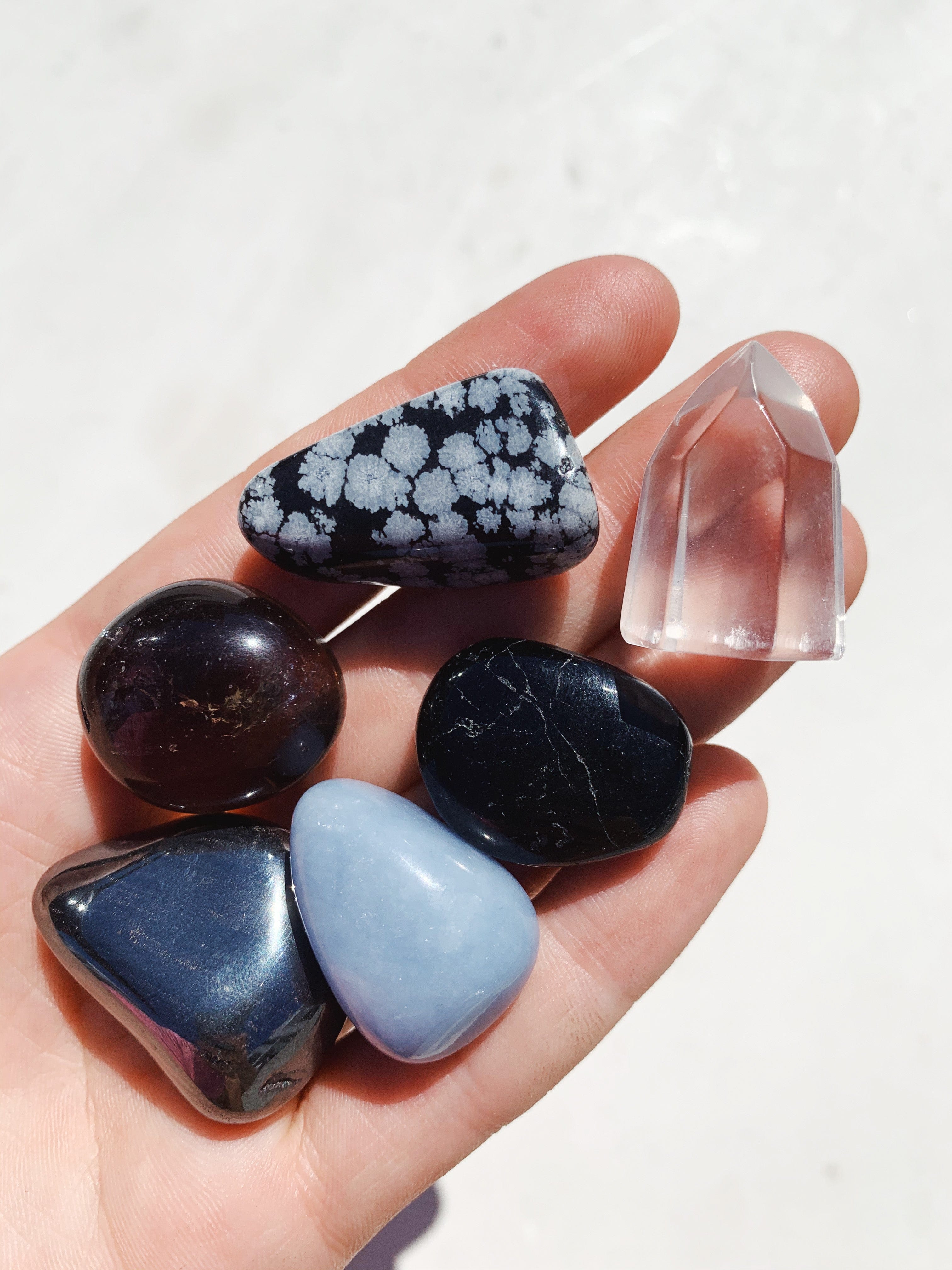 Cleanse & Co. Safe Space Crystal Kit – Protection crystal kit cleanse & co.