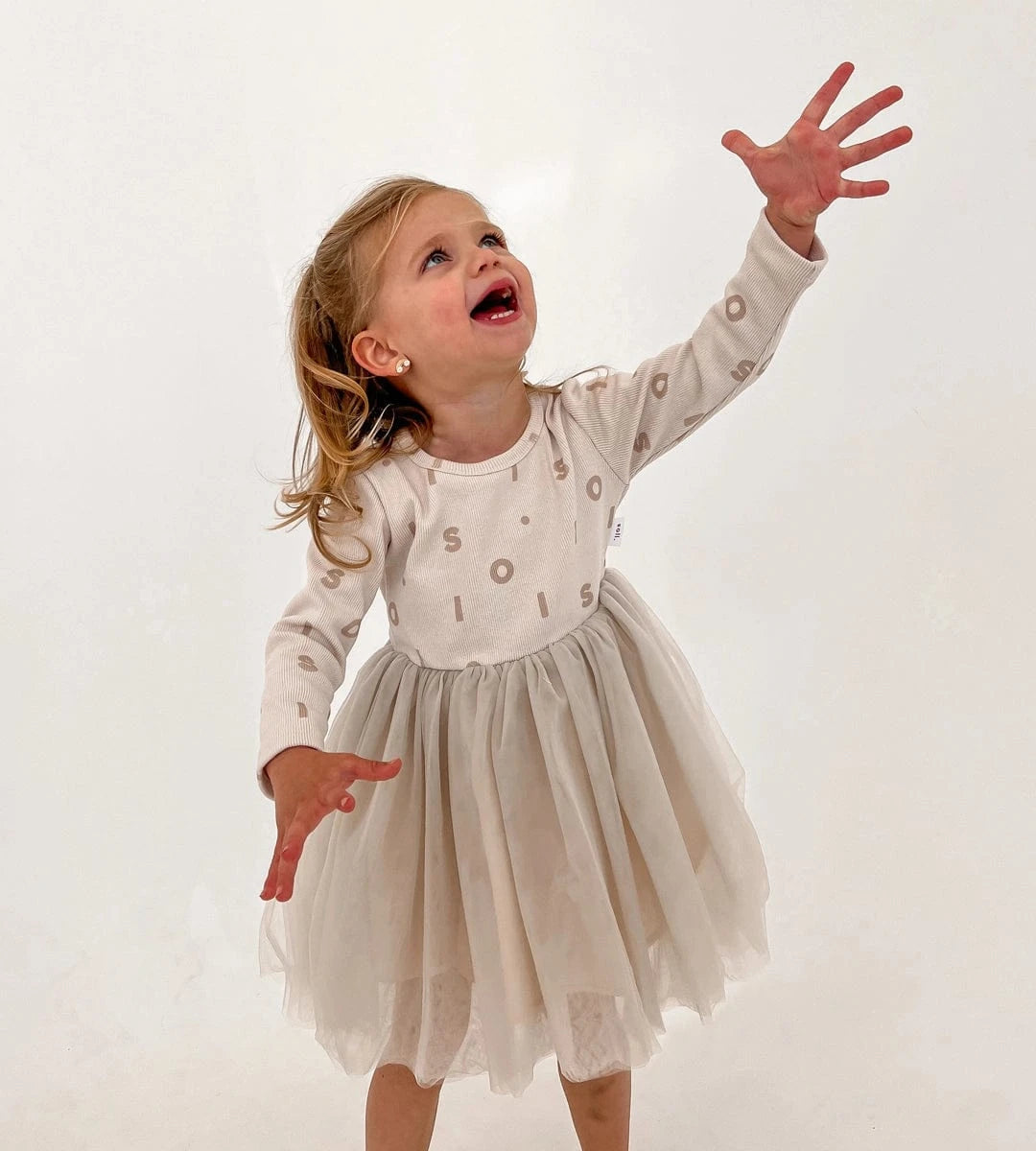 Ribbed Long Sleeve Tutu - Beige Comfy Collection 02 soll. the label